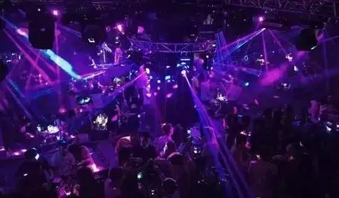 代表酒吧:贛州零點酒吧