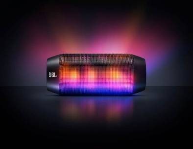 ????JBL???????2015???57????????佱???